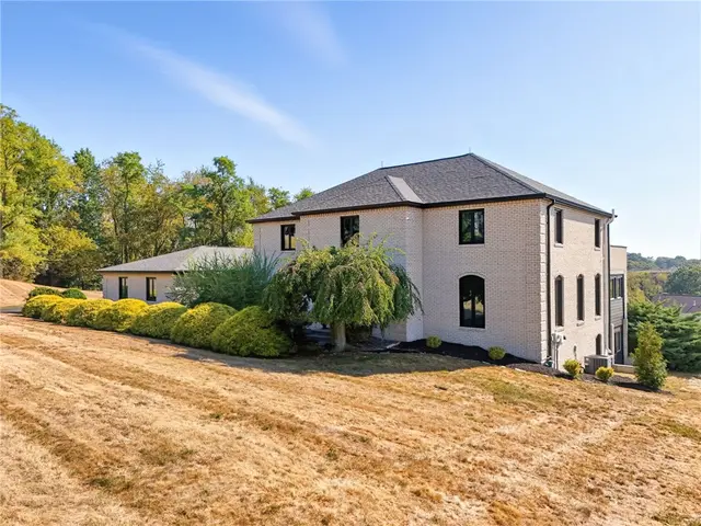 2460 Nicholson Road gallery image 25