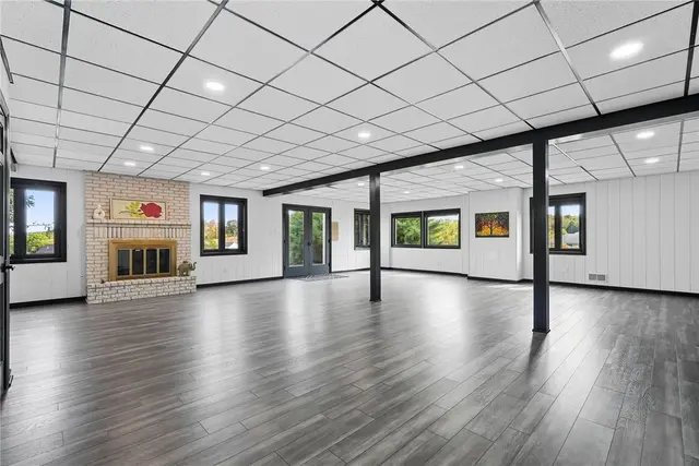 2460 Nicholson Road gallery image 31