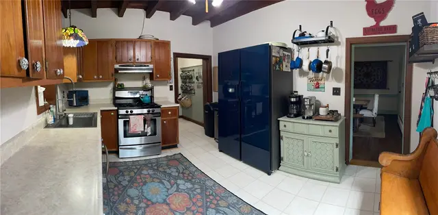 2460 Pleuchel Rd gallery image 4