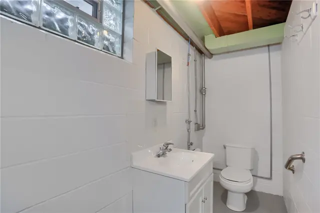 2467 Nicholson Road gallery image 36