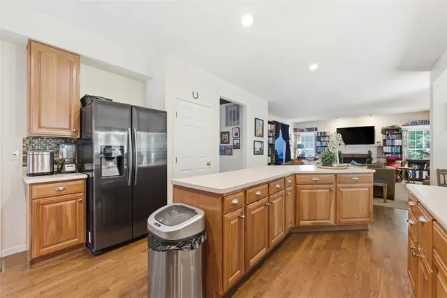 247 Cliffside Dr gallery image 19