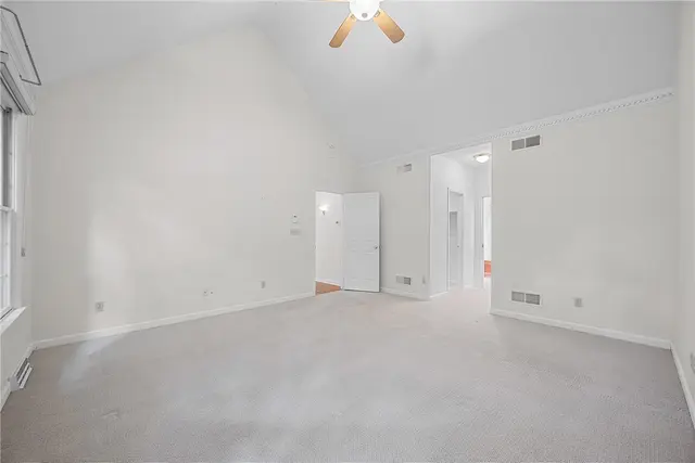 247 Erin Drive gallery image 10