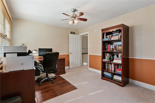 2474 Wedgewood Drive gallery image 3