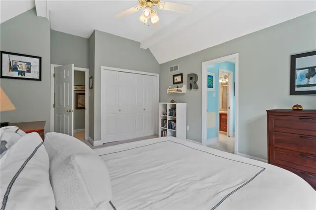 2474 Wedgewood Drive gallery image 8
