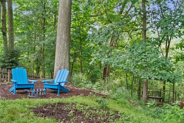 2474 Wedgewood Drive gallery image 20