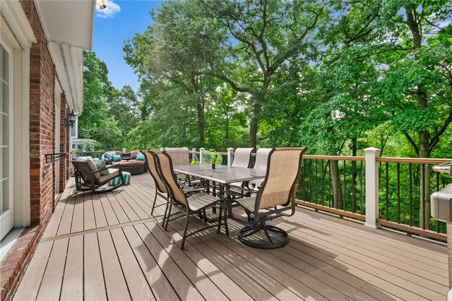 2474 Wedgewood Drive gallery image 27