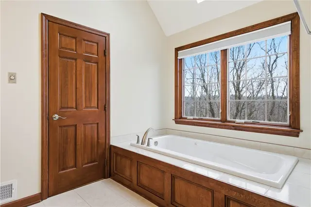 2478 Matterhorn Dr gallery image 20
