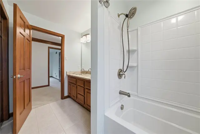 2478 Matterhorn Dr gallery image 43