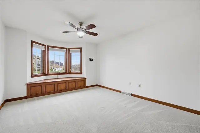 2478 Matterhorn Dr gallery image 45