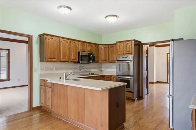 2478 Matterhorn Dr gallery image 46