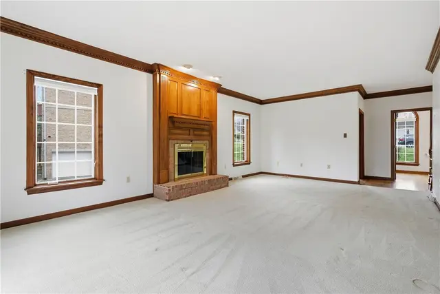 2478 Matterhorn Dr gallery image 50