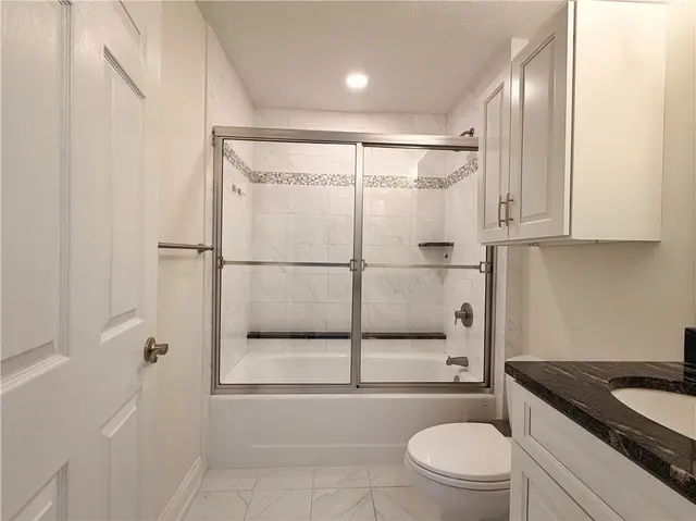 248 Adams Pointe Blvd 7 gallery image 34