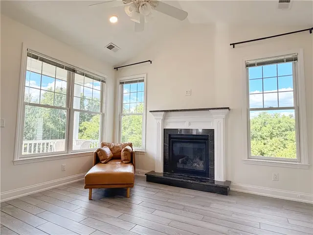 248 Adams Pointe Blvd 7 gallery image 37