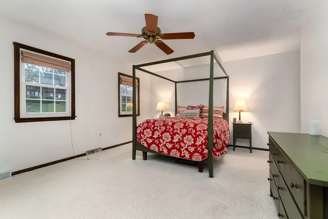2491 Alydar Dr gallery image 15