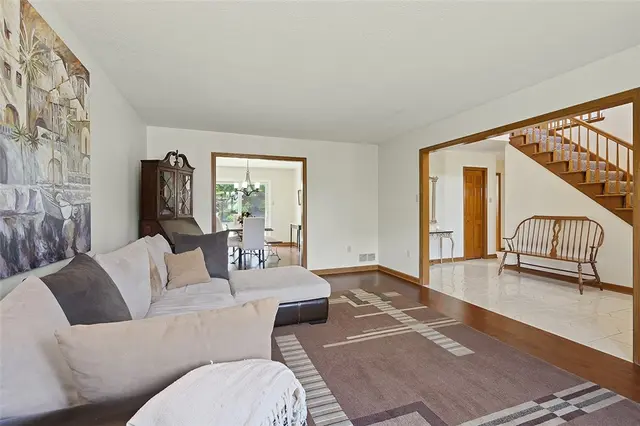 2495 Matterhorn Drive gallery image 5