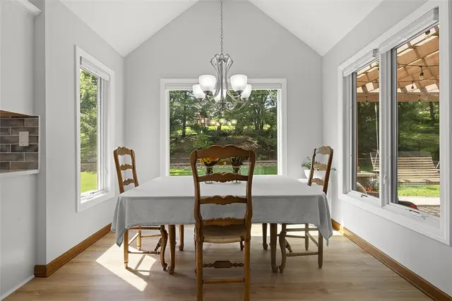 2495 Matterhorn Drive gallery image 8