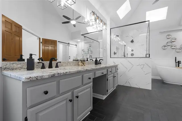 2495 Matterhorn Drive gallery image 15