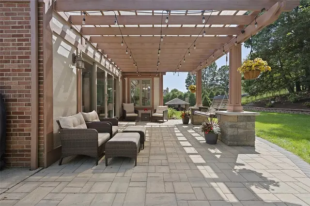 2495 Matterhorn Drive gallery image 38