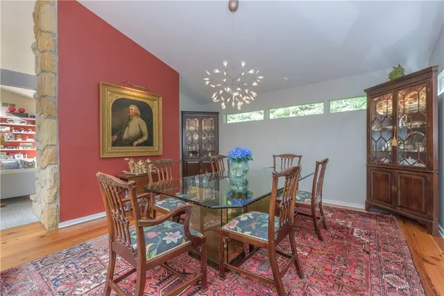 2498 Foxbriar Ct gallery image 15