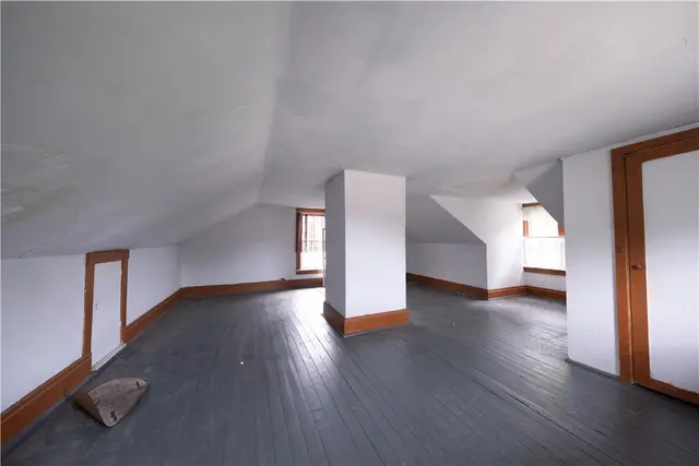 2507 Duncan Ave gallery image 30