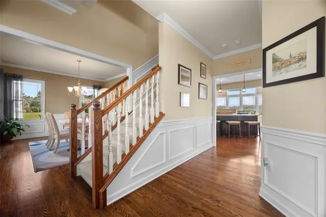 251 Estates Drive gallery image 12