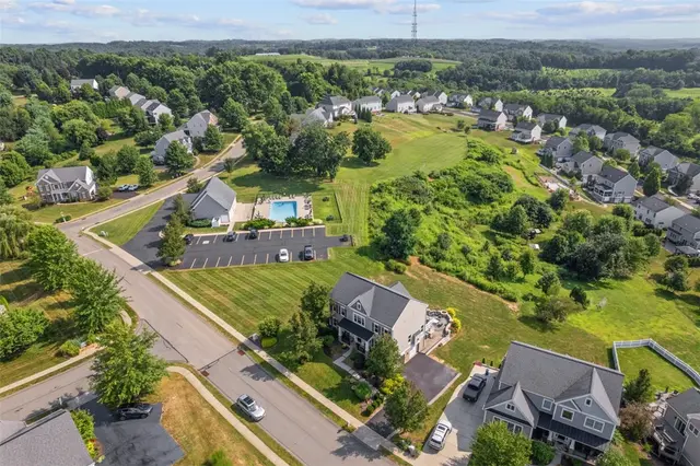 251 Estates Drive gallery image 20