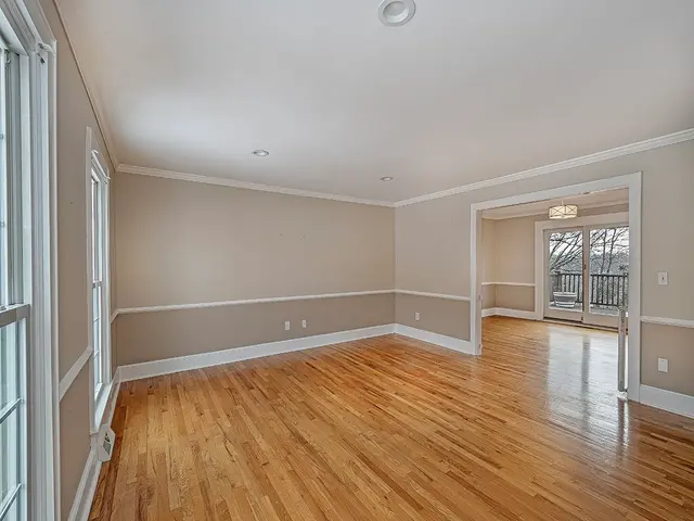 2515 Alydar Dr gallery image 3