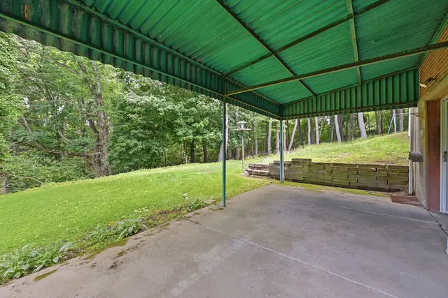 2515 McKinney ROAD gallery image 3