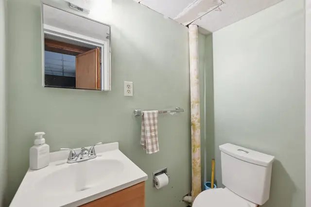 2515 McKinney ROAD gallery image 6