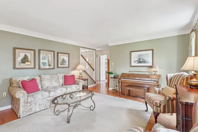 2519 Lindenwood DRIVE gallery image 6