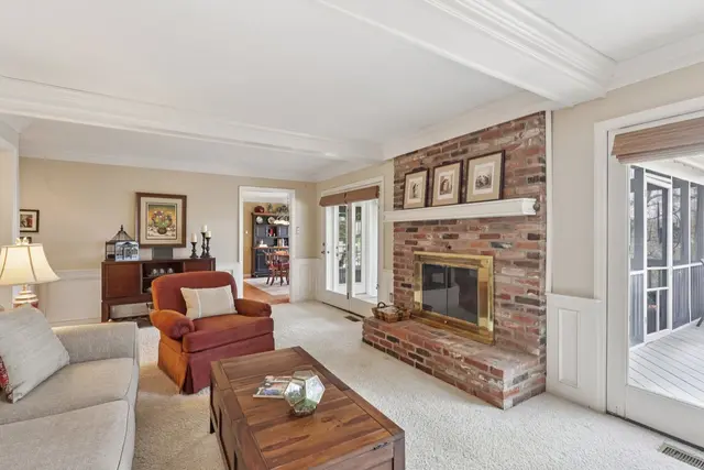 2519 Lindenwood DRIVE gallery image 18