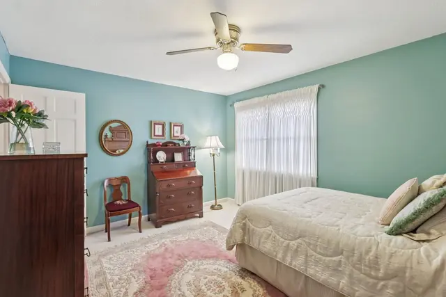 2519 Lindenwood DRIVE gallery image 21