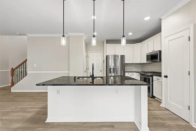 252 Corey Dr gallery image 16