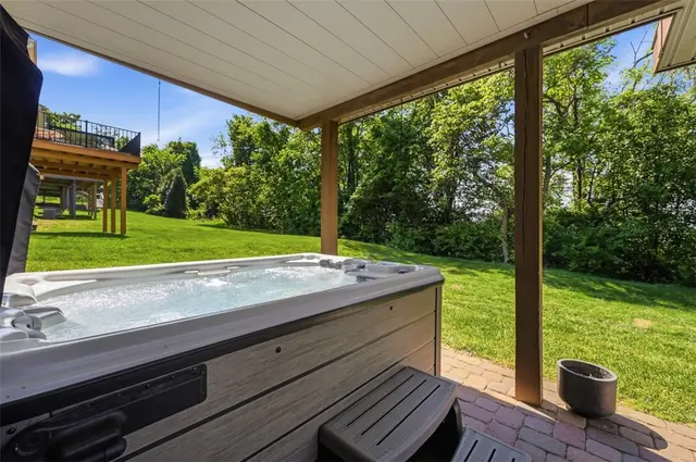 252 Corey Dr gallery image 23