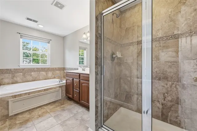 252 Corey Dr gallery image 32