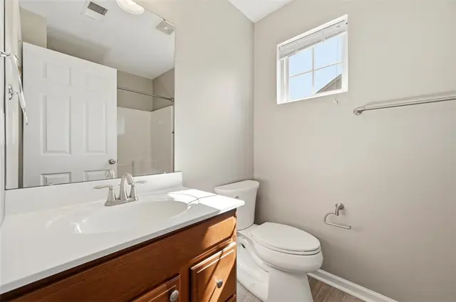 252 Corey Dr gallery image 37