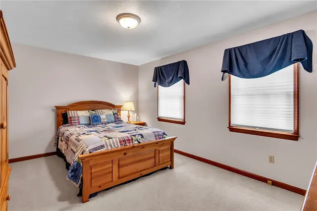 252 Elmhurst Cir gallery image 10