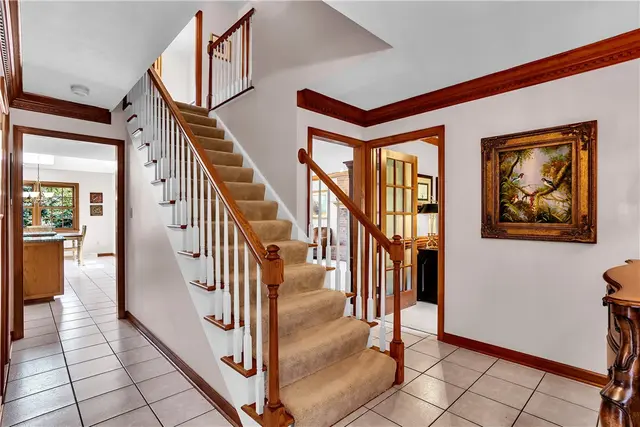 252 Elmhurst Cir gallery image 13