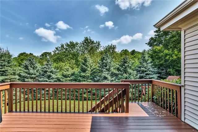 252 Elmhurst Cir gallery image 15