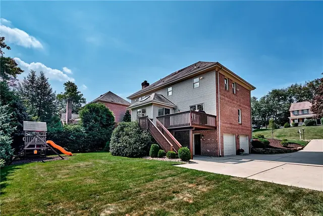 252 Elmhurst Cir gallery image 24