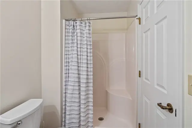 252 Huckleberry Ct gallery image 4