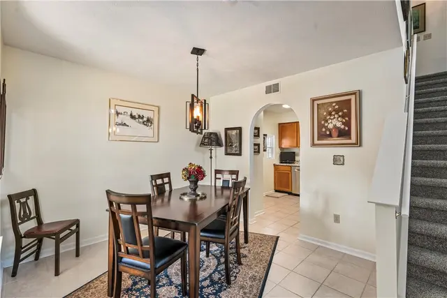 252 Huckleberry Ct gallery image 17