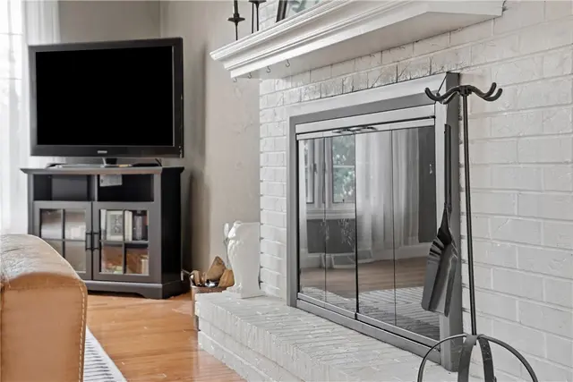2521 Country Side Ln gallery image 45