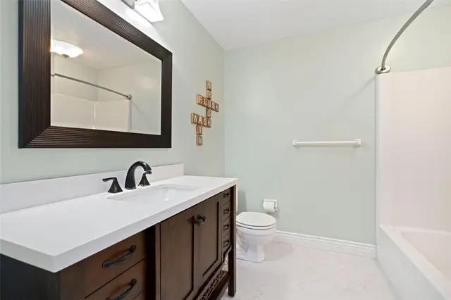 2524 Brandt School Rd gallery image 17