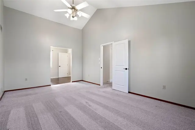 2524 Brandt School Rd gallery image 27