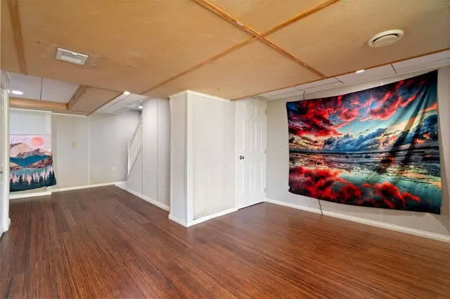 2524 Brandt School Rd gallery image 34