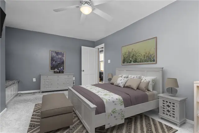 2524 W Hardies Rd gallery image 19