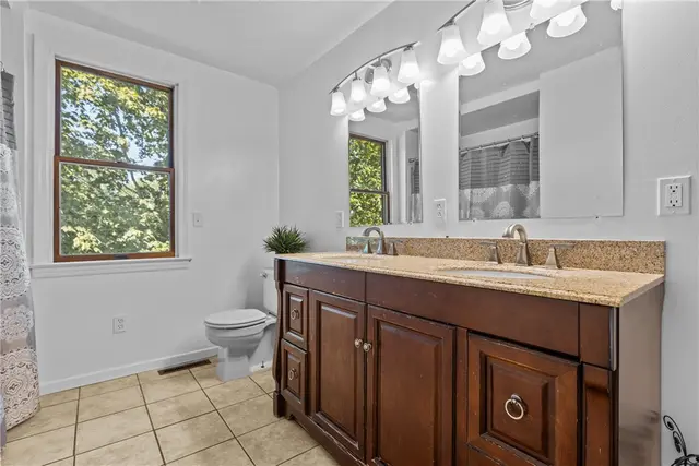 2524 W Hardies Rd gallery image 21