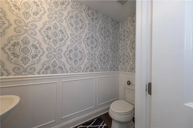 2529 Adele gallery image 39