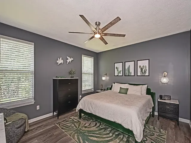 2529 Brandt School Road gallery image 12